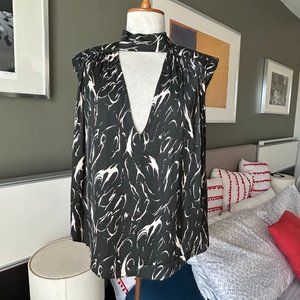 Free People Sleeveless Blouse with Keyhole Front and Low Back SMALL    - D1012